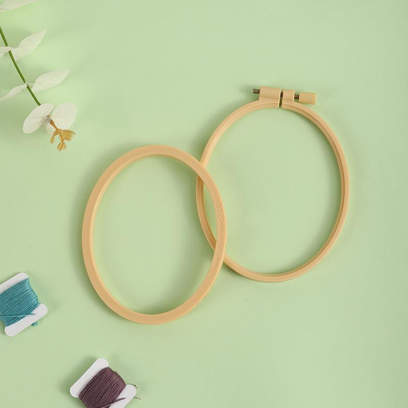 Imitation Bamboo Plastic Oval  – Embroidery Hoop Stand recenzja i cena