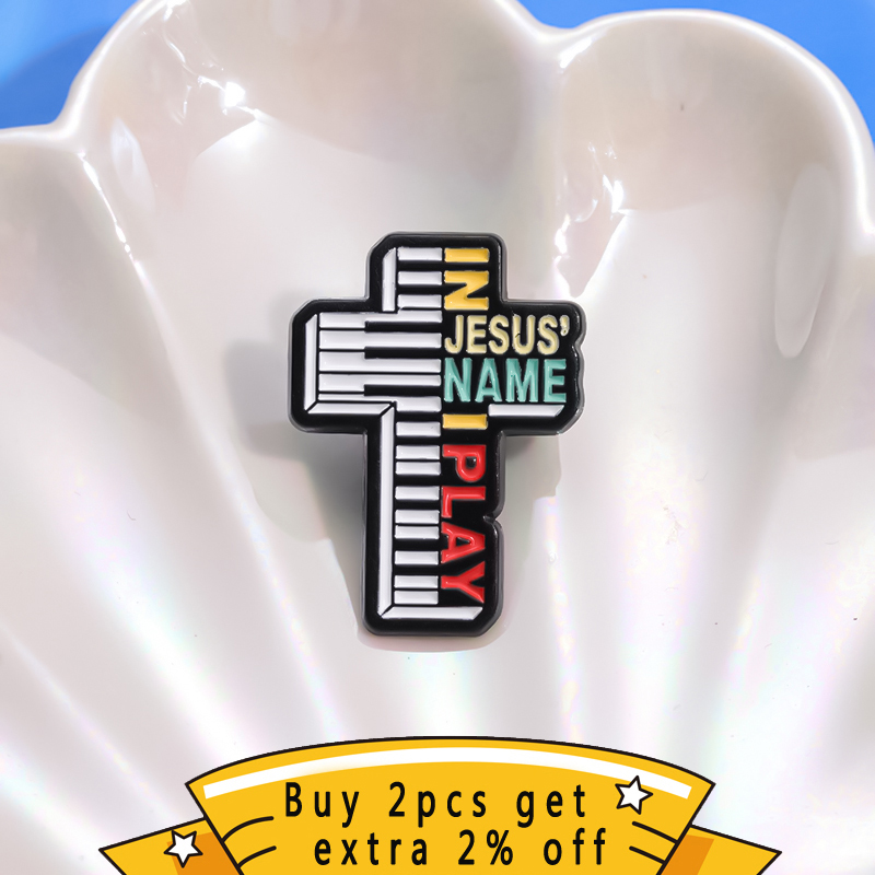 In Jesus Name I Play Enamel Pi – Embroidery Letter M recenzja i cena