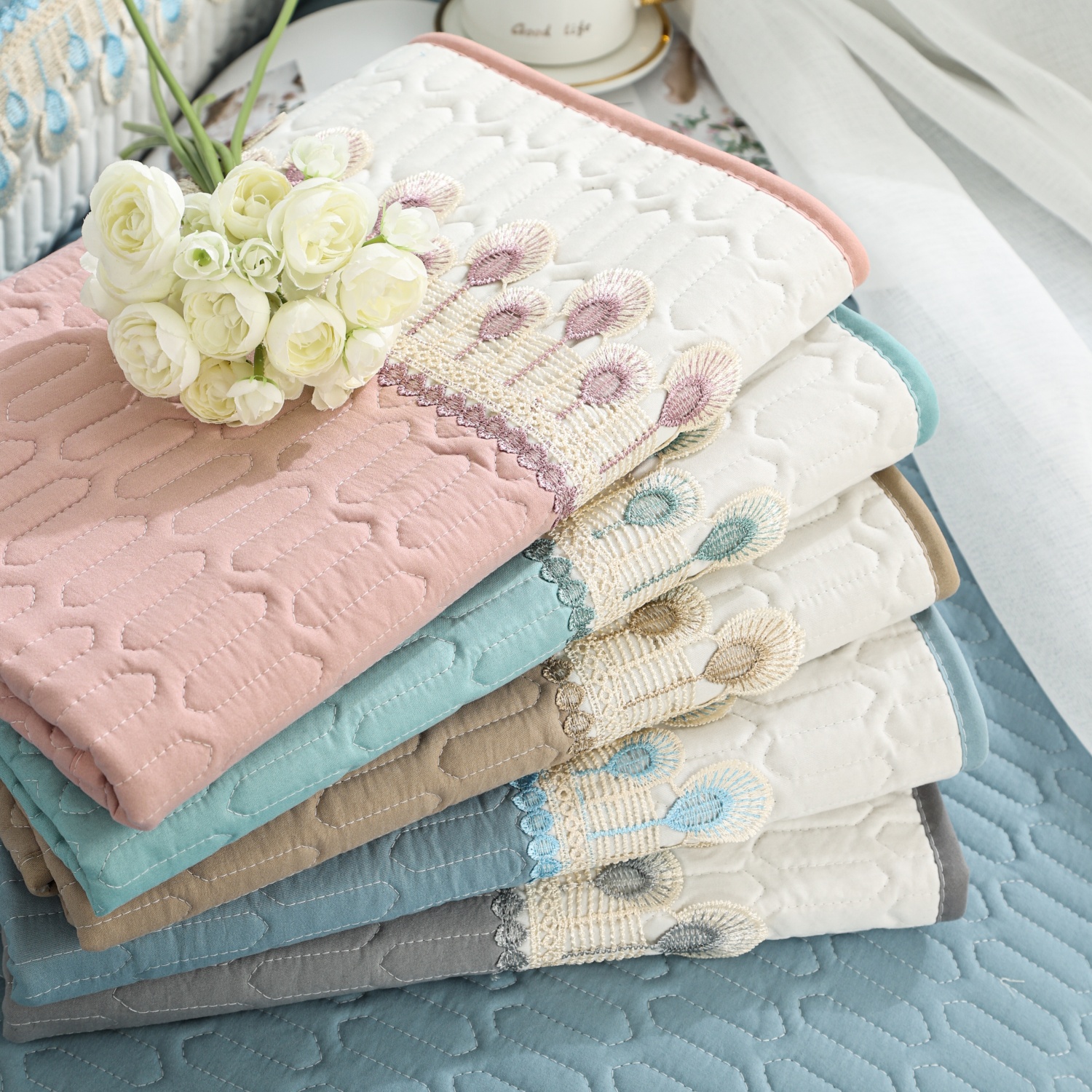 1pc Luxurious Feather Embroide – Embroidery Quilt Cover recenzja i cena