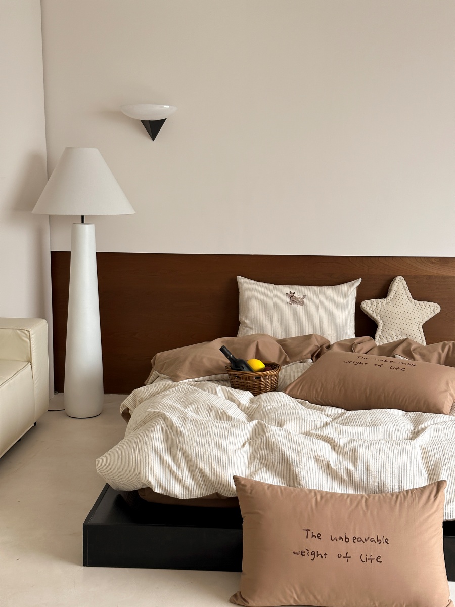 Autumn Aosphere Simple Coffee  – Embroidery Quilt Cover recenzja i cena