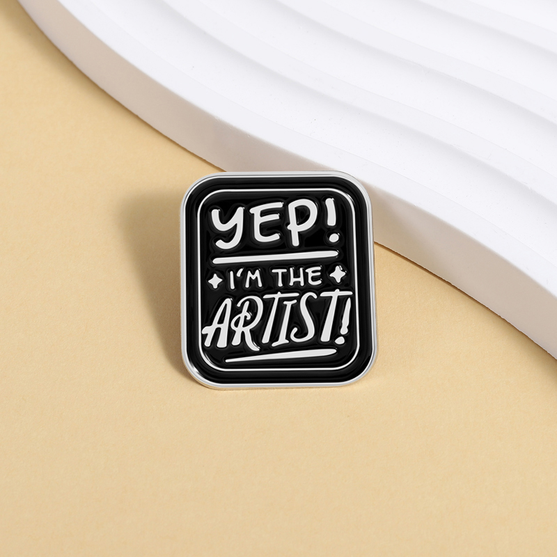Yep I’m The Artist Enamel Pin  – Embroidery Letter M recenzja i cena
