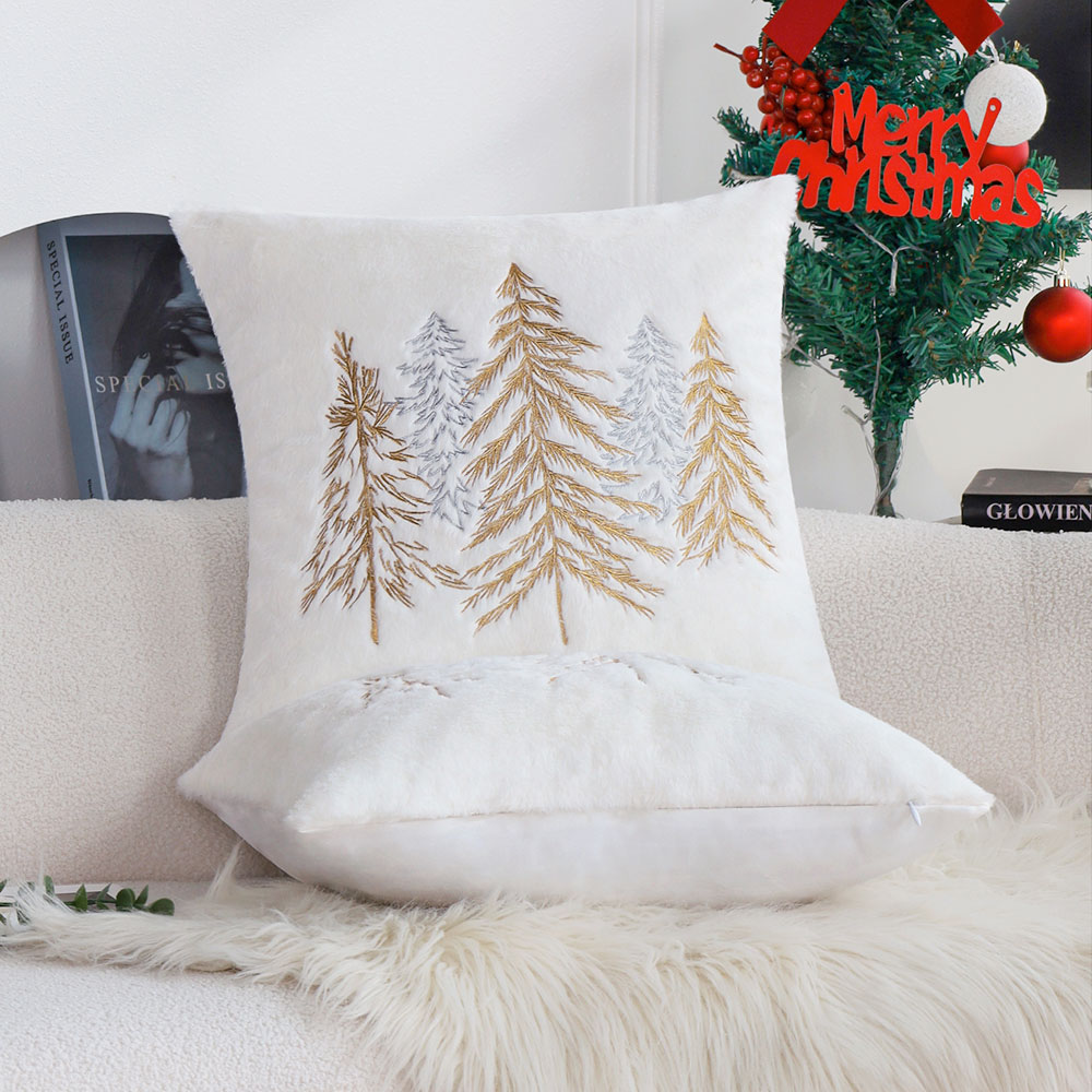 Christmas Faux Rabbit Fur Pill – Embroidery Xmas Tree recenzja i cena