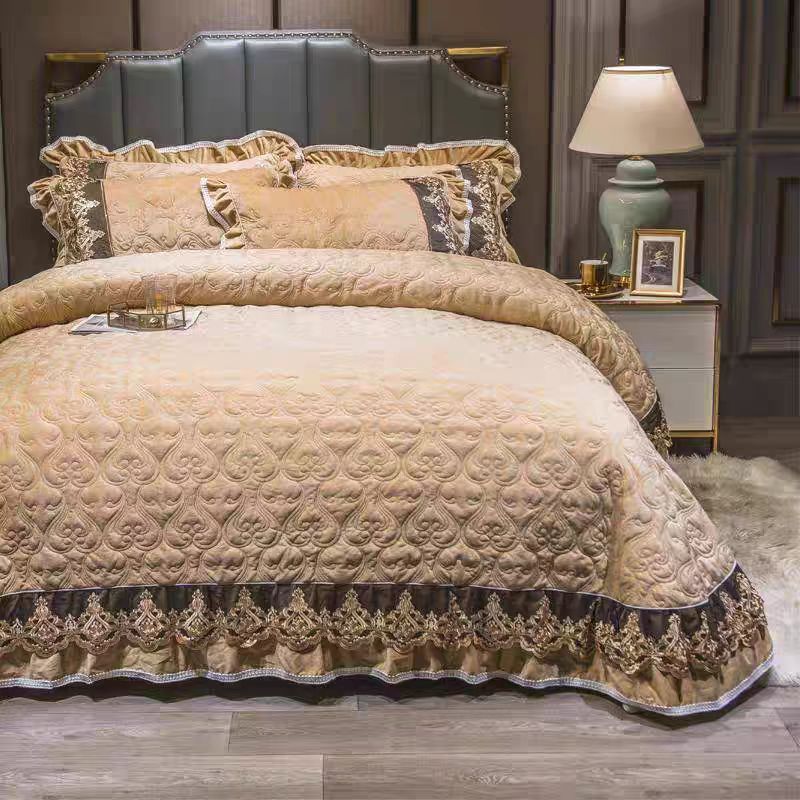 Luxury European Crystal Velvet – Embroidery Quilt Cover recenzja i cena